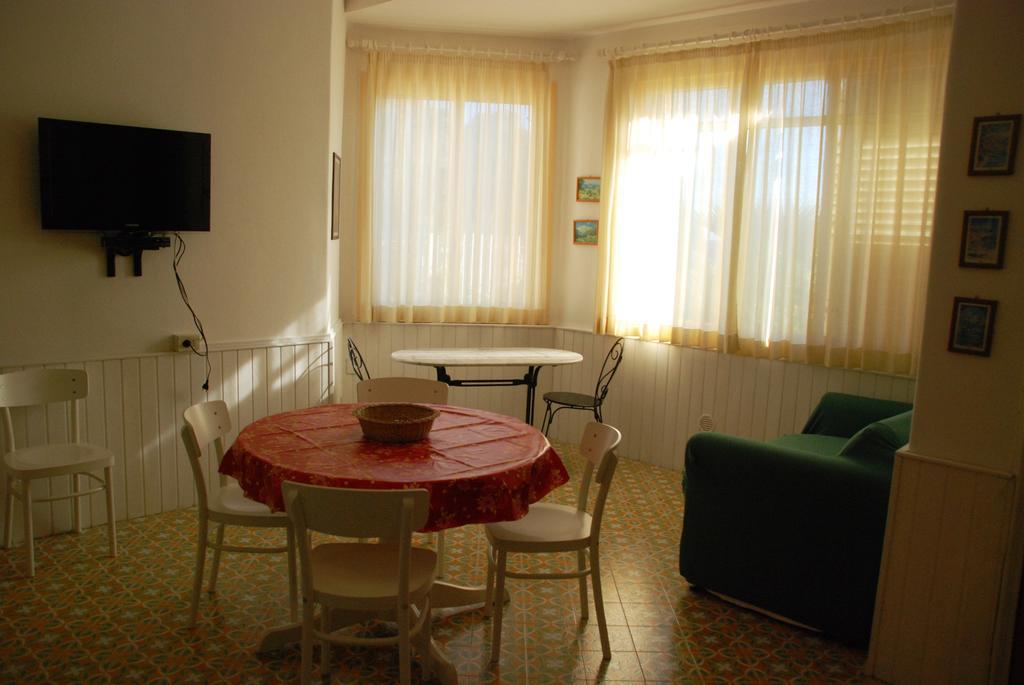 Taormina Isola Bella Apartment - Taormina Holidays Buitenkant foto