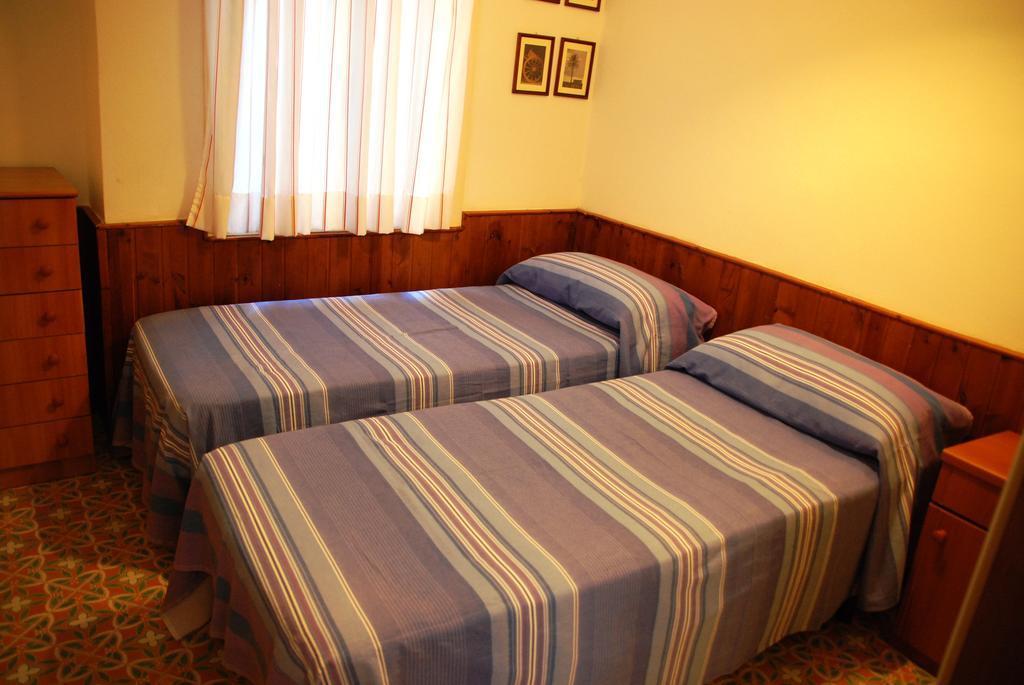 Taormina Isola Bella Apartment - Taormina Holidays Buitenkant foto